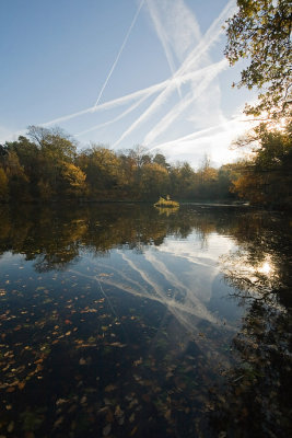 Airplane trails