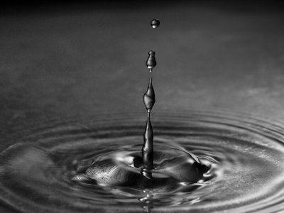 wWaterdrop1 P3153314.jpg