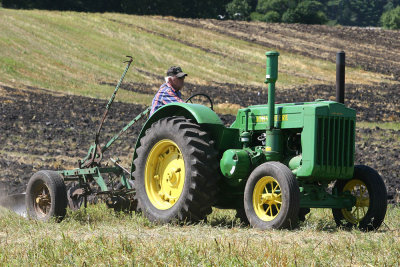 Two Cylinder Club Plowing Day