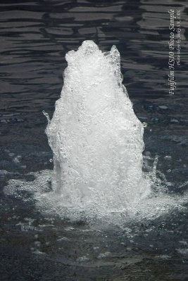 1/4000s shot (running water becomes iceberg)