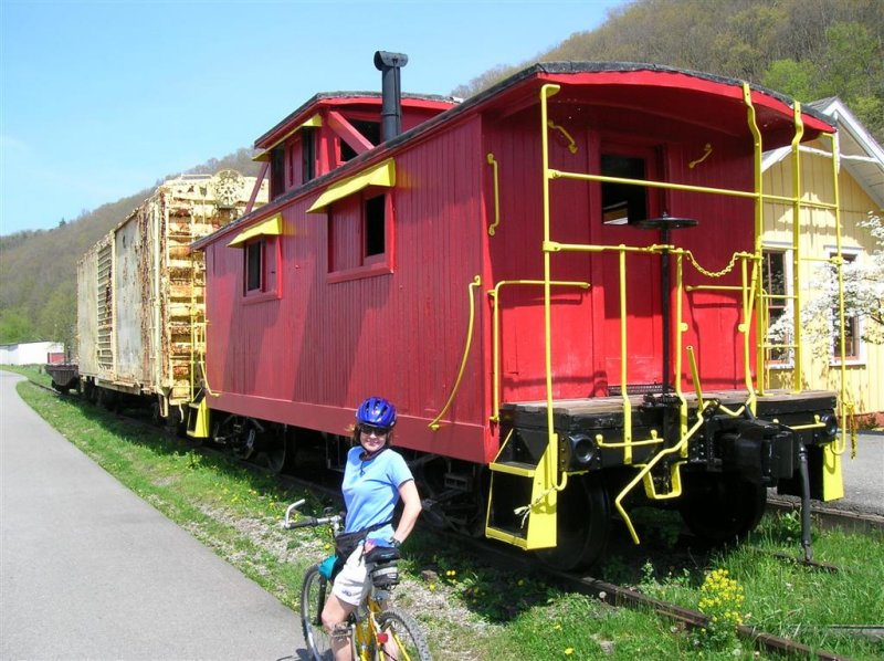 Caboose on side railing