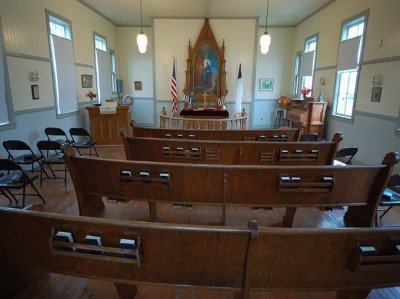 Pic4839church.jpg