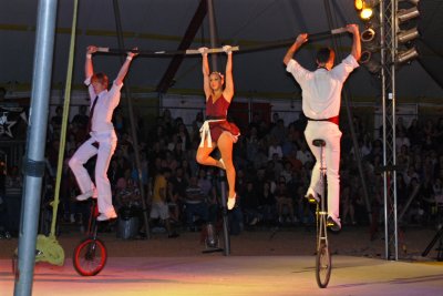 unicyclists