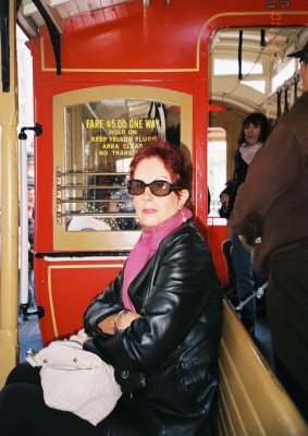 Daisy in the Cable Car1.JPG