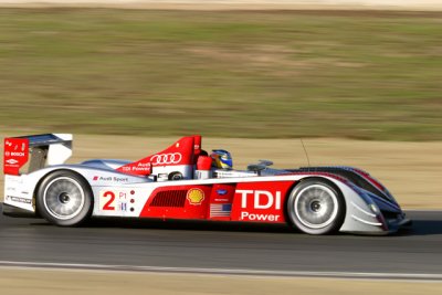 Audi R10 accelerating out of T5