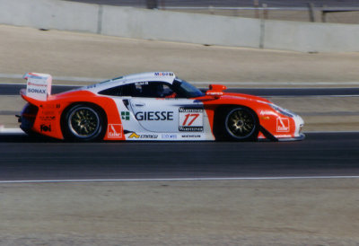 JB Racing Porsche 911 GT1 in Turn 2