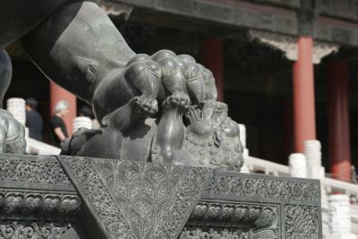 Forbidden City - Dragon Statue