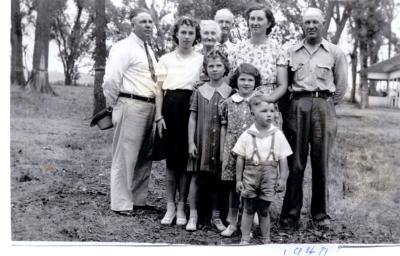 Fred, Marilyn Warrior, Minnie May, Delbert Cowles, Clarice Warrior, Clifford Cowles, Carol, Janice, Ken Warrior - 1940