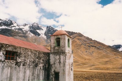 061 - Old church in the middle of nowhere
