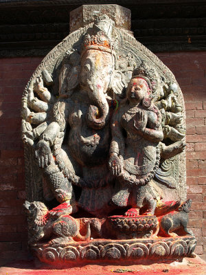 084 - Ganesh and Consort