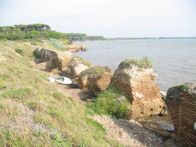 Roman Aquaduct-Latina shore