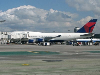A Delta 747 at the gate - something I do not see often.jpg