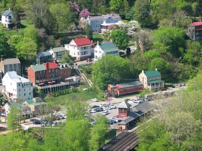 Around the Harpers Ferry station