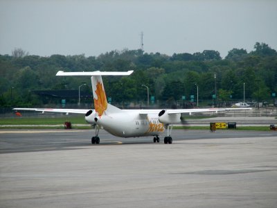 Air Canada Jazz Dash-8