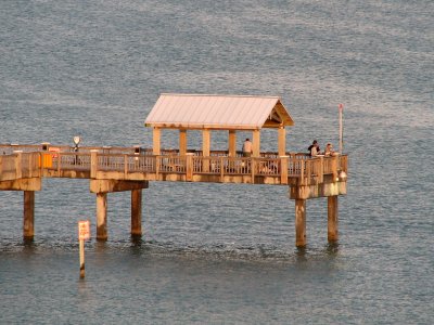 Early morning at the end of the Pier