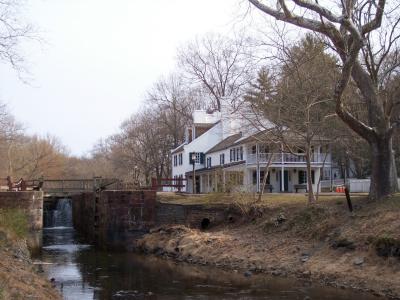 Falls Tavern in winter