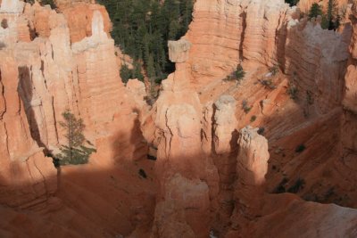 Rim Trail at Inspiration Point; Bryce Ampitheater