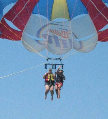 Parasailing 29a.jpg