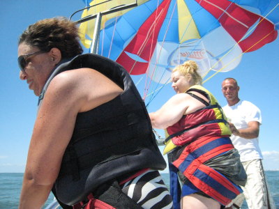 Parasailing 35.jpg