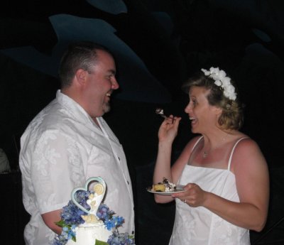 31 bride feeds the groom.jpg