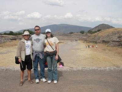 Indiana Jones style at Teotihuacan...