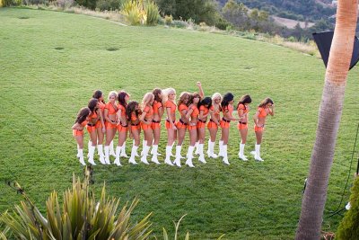 Golden State Warrior Girls Calendar Shoot