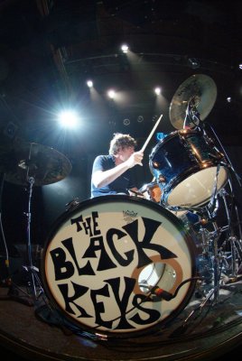 THE BLACK KEYS @ THE TROUBADOUR 09/13/06