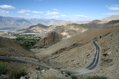 on way to nubra.jpg