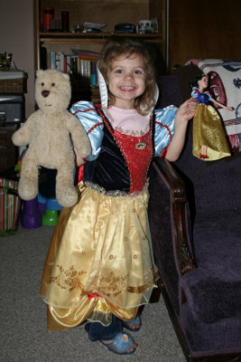 Emma as Snow WhiteApril 9, 2008