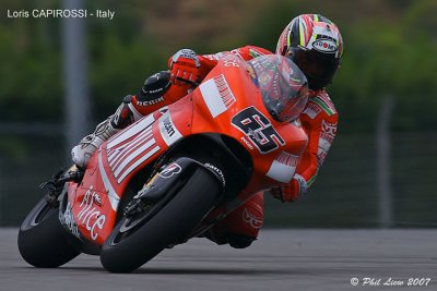 Loris Capirossi 1.jpg