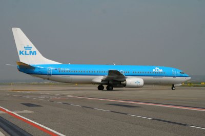 B737-8BK_PHBXU_KLM_901.jpg