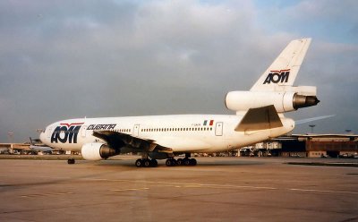 DC10-30_FGNEM_AOM.jpg