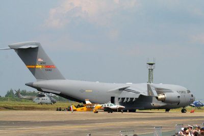 C17_55142_452AMW_902.jpg