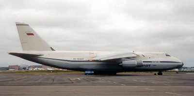 AN124-100_RA82069_AFL_101b_.jpg