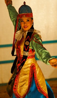 Dancer, Tumen Ekh National Performers