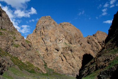 Yolyn Am Canyon