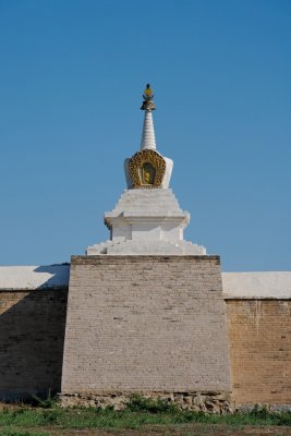 Stupa on the outer wall of Erdene Zuu Monestary