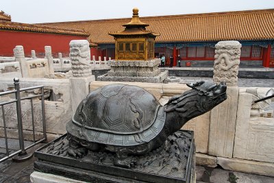 Tortoise statue, Forbidden City