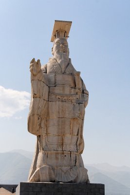 Statue of Qin Shi Huang, Army of Terra-Cotta Warriors Museum