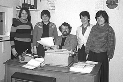 Staff swyddfar Eisteddfod 1981.