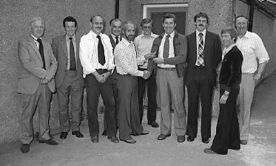 Agoriad swyddogol ystafell snwcer Llanfairpwll 1981.psd