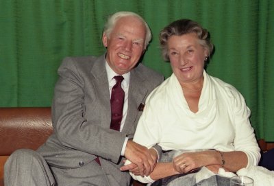 Idris a Joan Owen.
