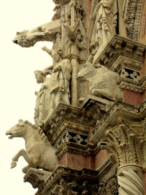 Siena Duomo Fascade Detail 06