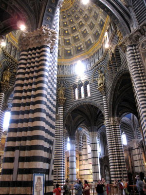 Siena Duomo Interior 02