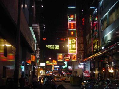 HK Wanchai to Central at night