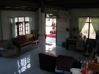 Inside of Pen's mother's house