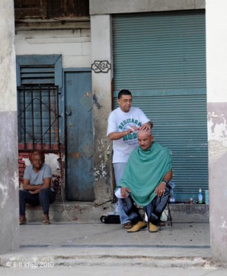 Streetside Barber Shop, Havana 2