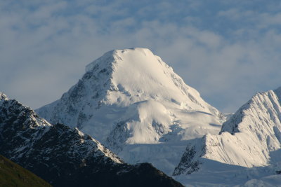 Sun Lit Mountain-Alaska 2006.jpg