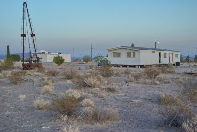 House and well rig, Amargosa