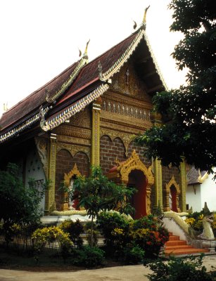 Chiang Saen Style Temple
